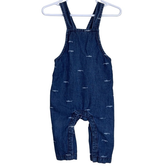 Tea Collection 100% Cotton Shark Print Denim Overalls Snap Closure Size 9-12 Mo - Picture 1 of 16